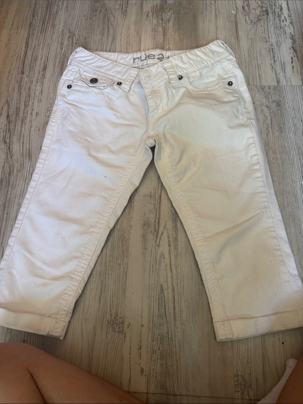 White Cropped Pants - Brand rue 21 womens